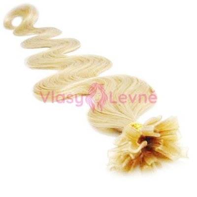 Keratinové vlasy, 100% lidské, 60cm 0.5g, vlnité - NEJSVĚTLEJŠÍ BLOND